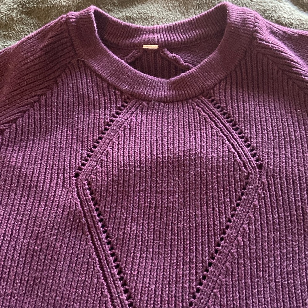 Lululemon vintage sweater size 4
